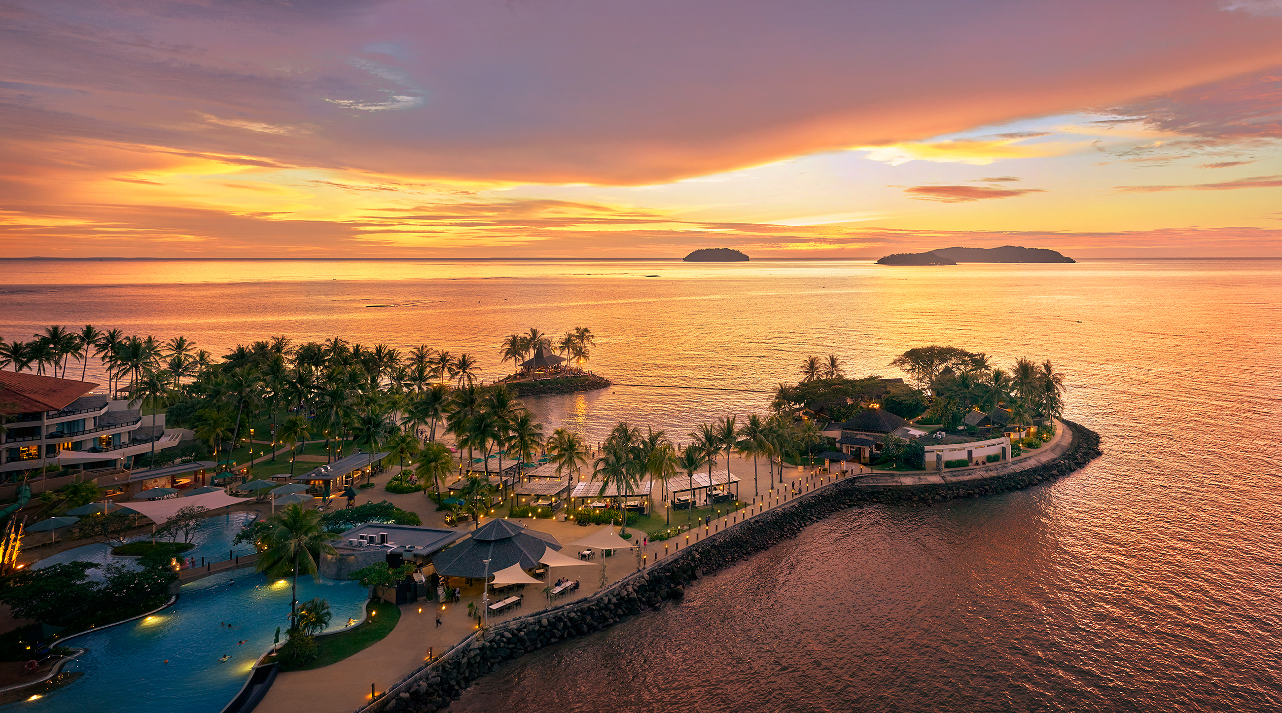 qceg mag || 旅行 - 面朝大海看最美的日落